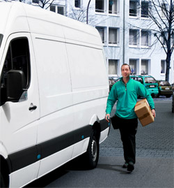 Kraftfahrer im Paket Zustelldienst